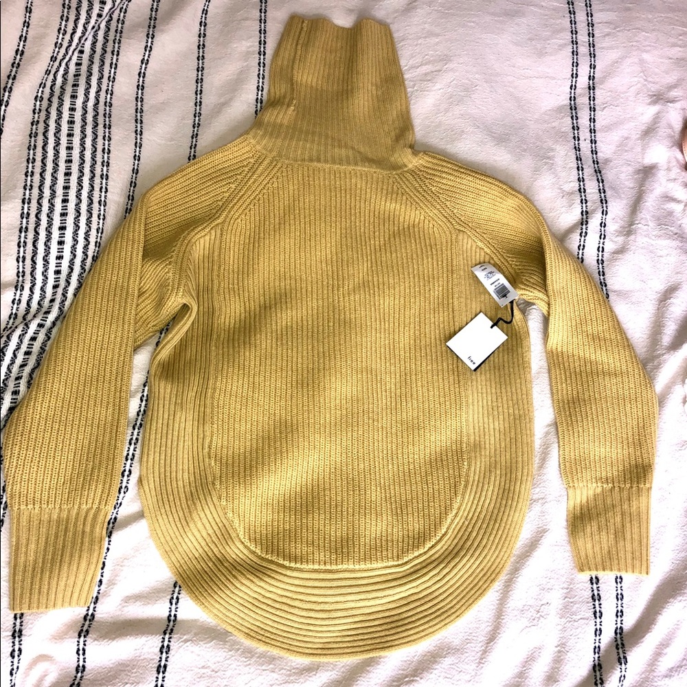 Aritzia Wilfred Free Asianna Sweater